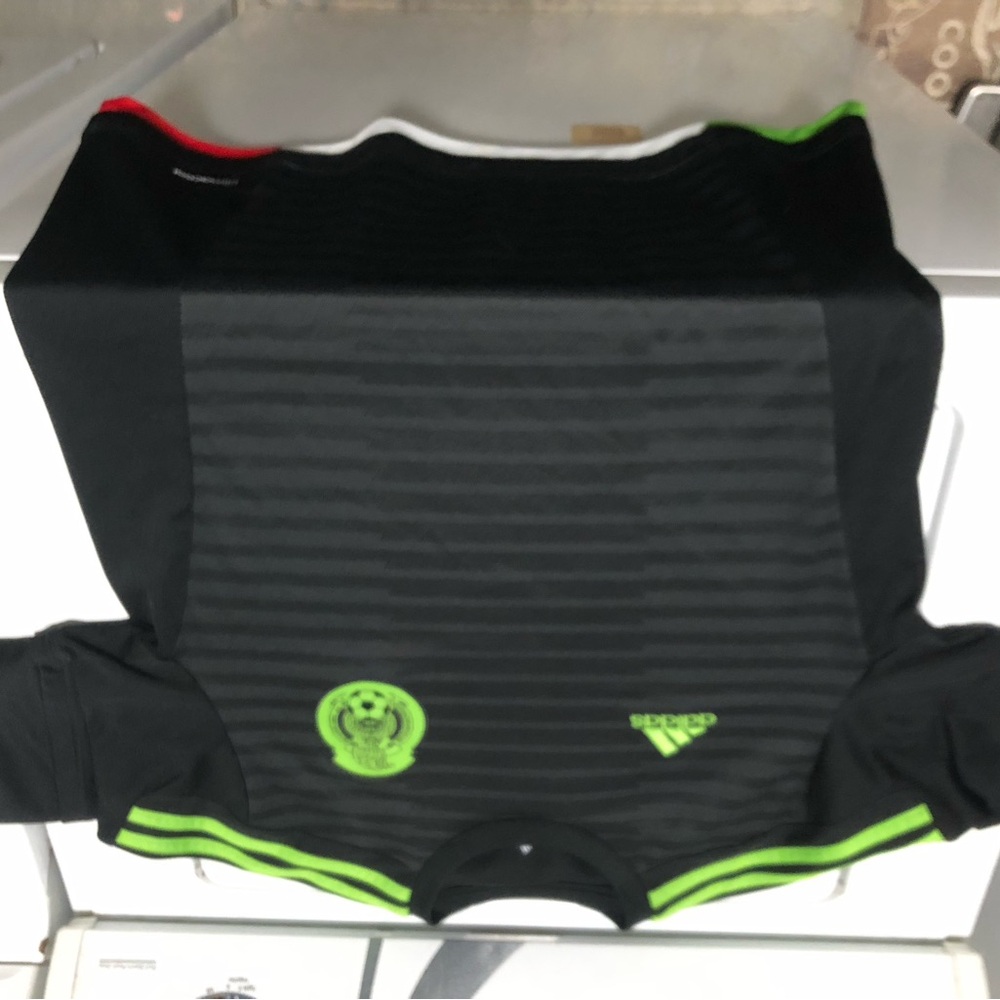 Jerseys Size Medium And Large Just Let Me Know Wh… - image 7